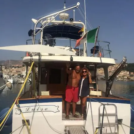 Motor Yacht Luise - B&b/gite *
