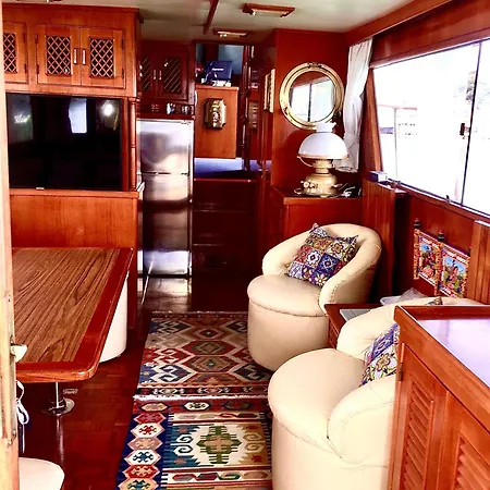 Motor Yacht Luise - B&b/gite Botel San Vito Lo Capo