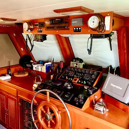 Motor Yacht Luise - B&b/gite * San Vito Lo Capo